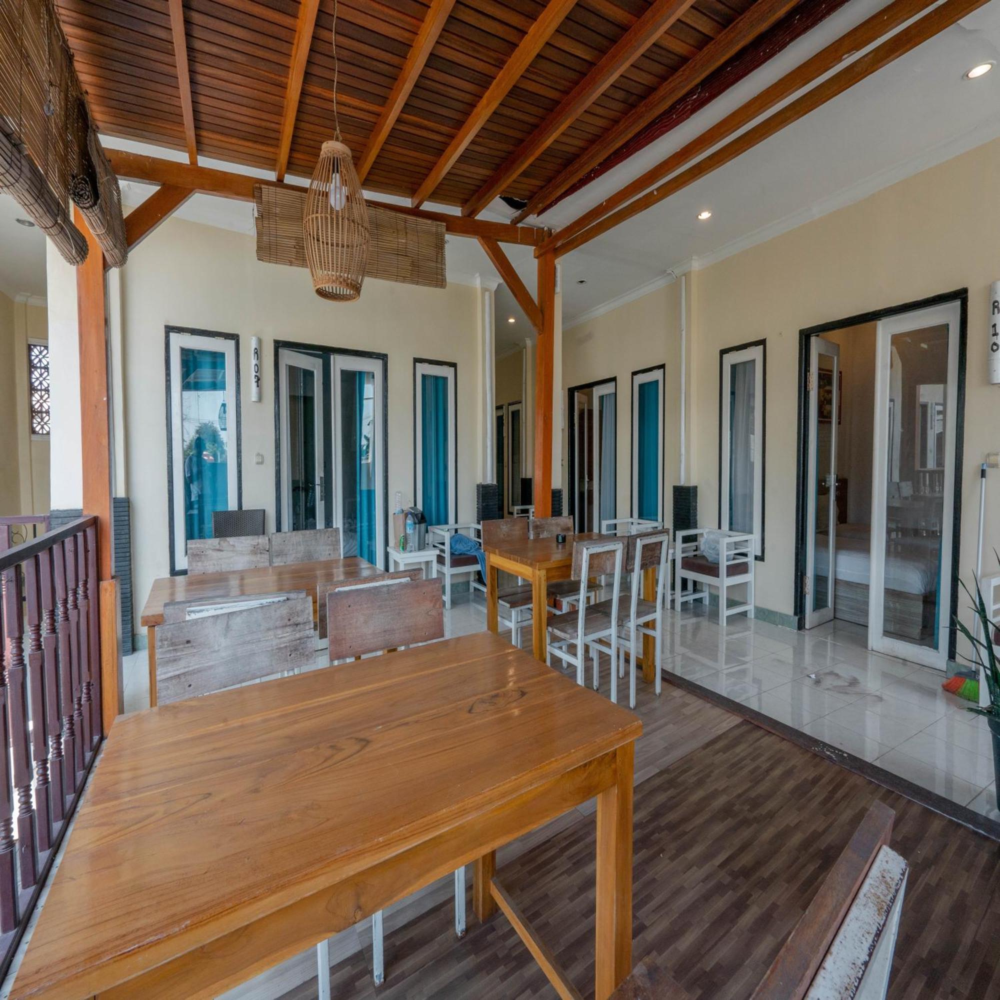 Gili White Bamboo Resort Gili Trawangan Exterior foto